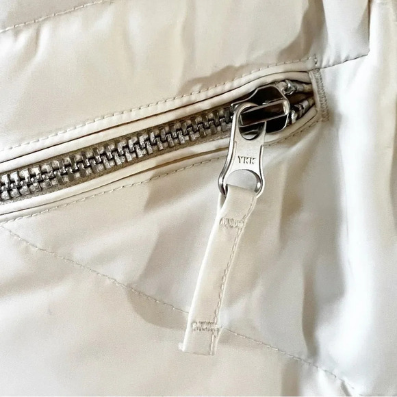 Talbots Off White Down Filled Puffer Vest Size Small Zip Front Winter Wear Ski - Picture 5 of 7